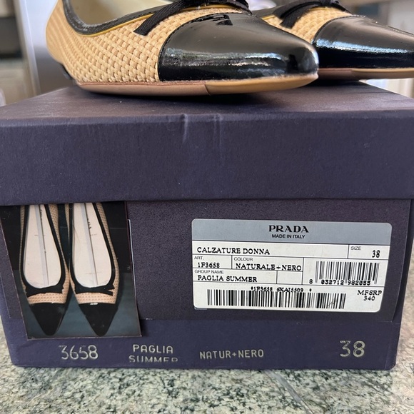 Prada Black and Cream Women's cap toe flats - Picture 4 of 6